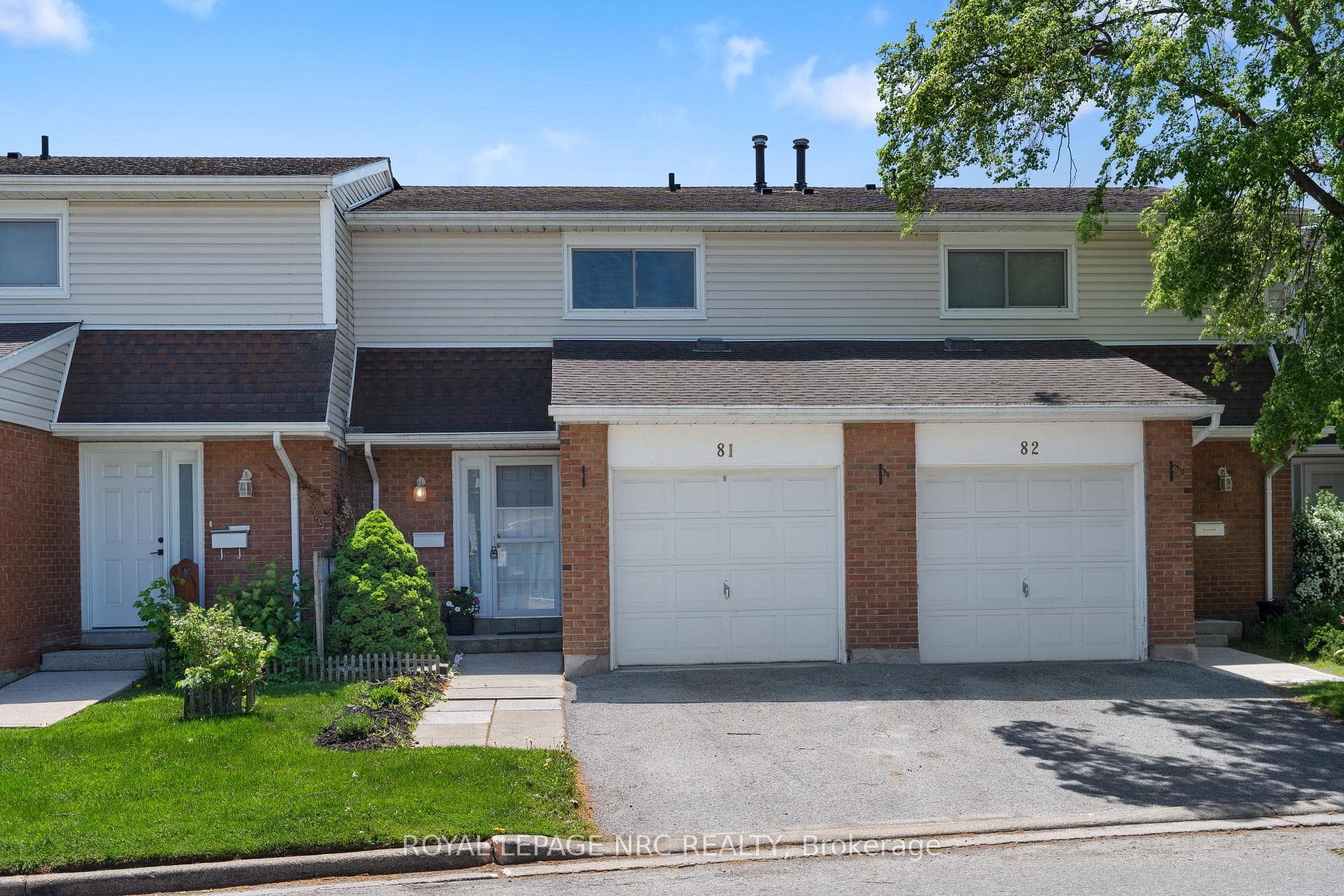 Unit 81 with single attached garage