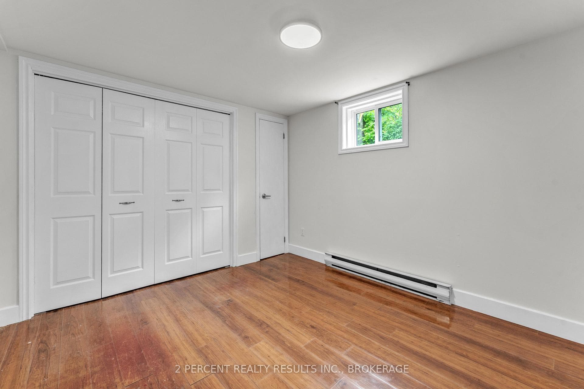 479 Henrietta Street photo 39