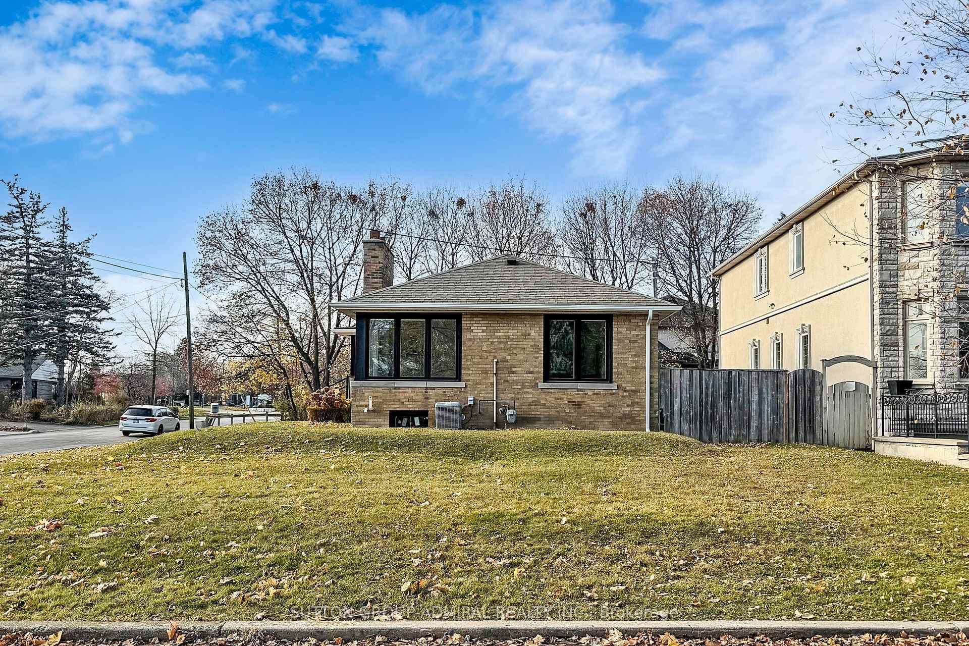 66 Brucewood Crescent photo 41