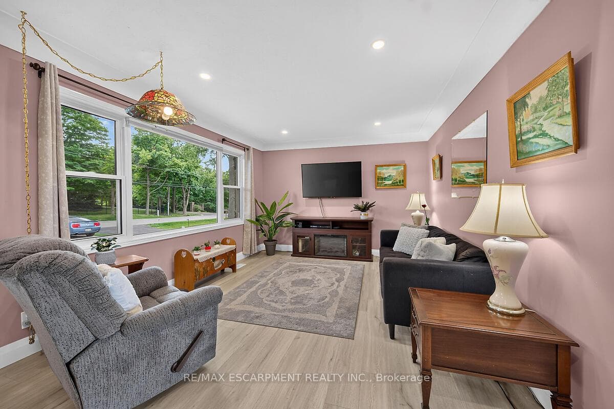 7344 Dickenson Road photo 9