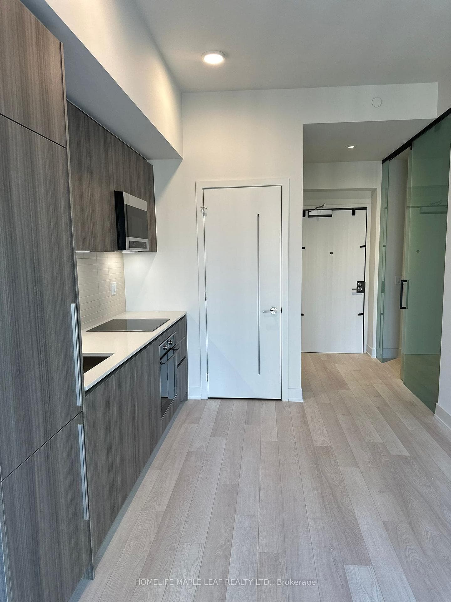 8 Cumberland Street Unit 4504 photo 3