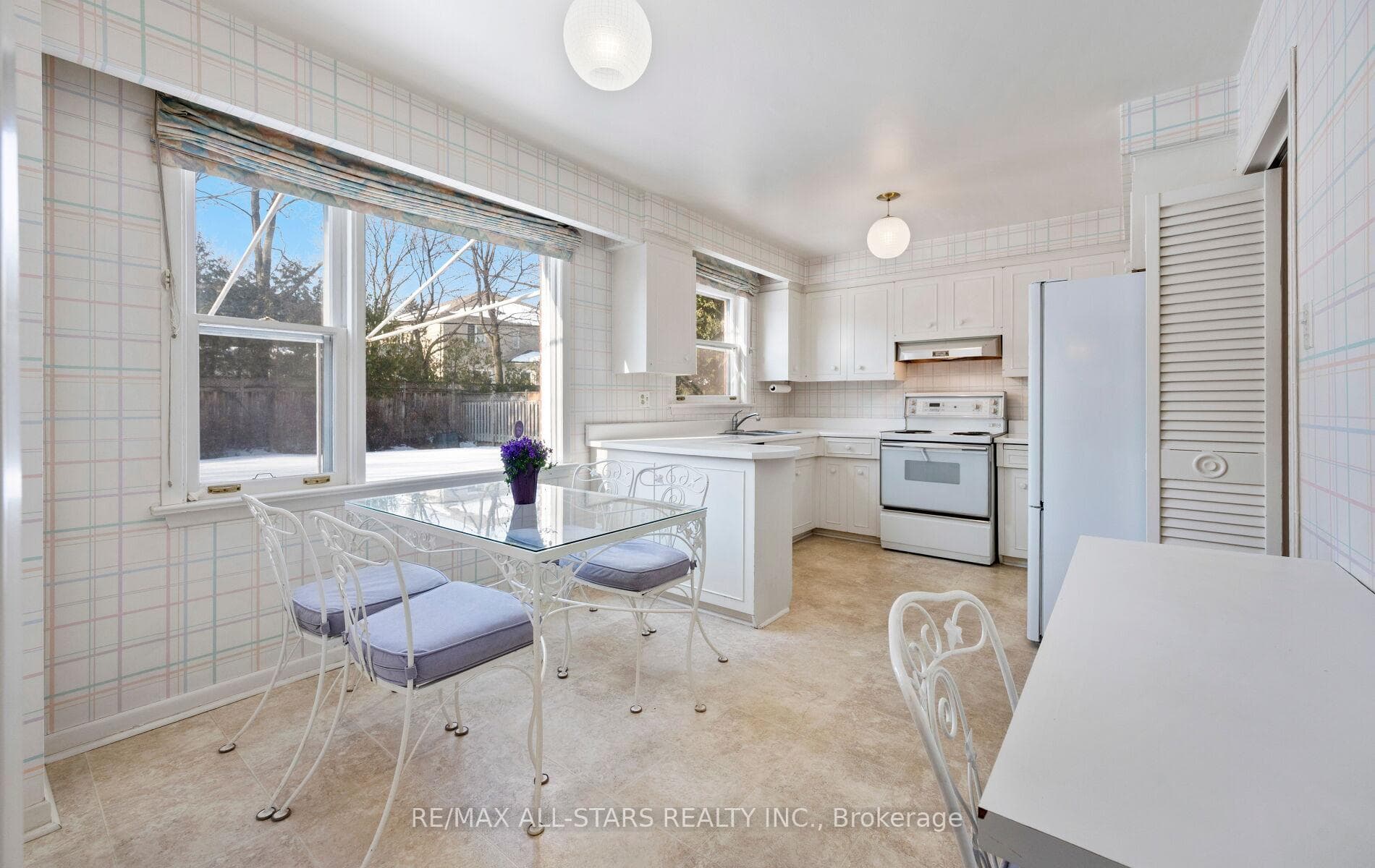 28 Montressor Drive photo 11
