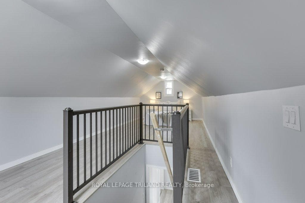 57 Price Street photo 29