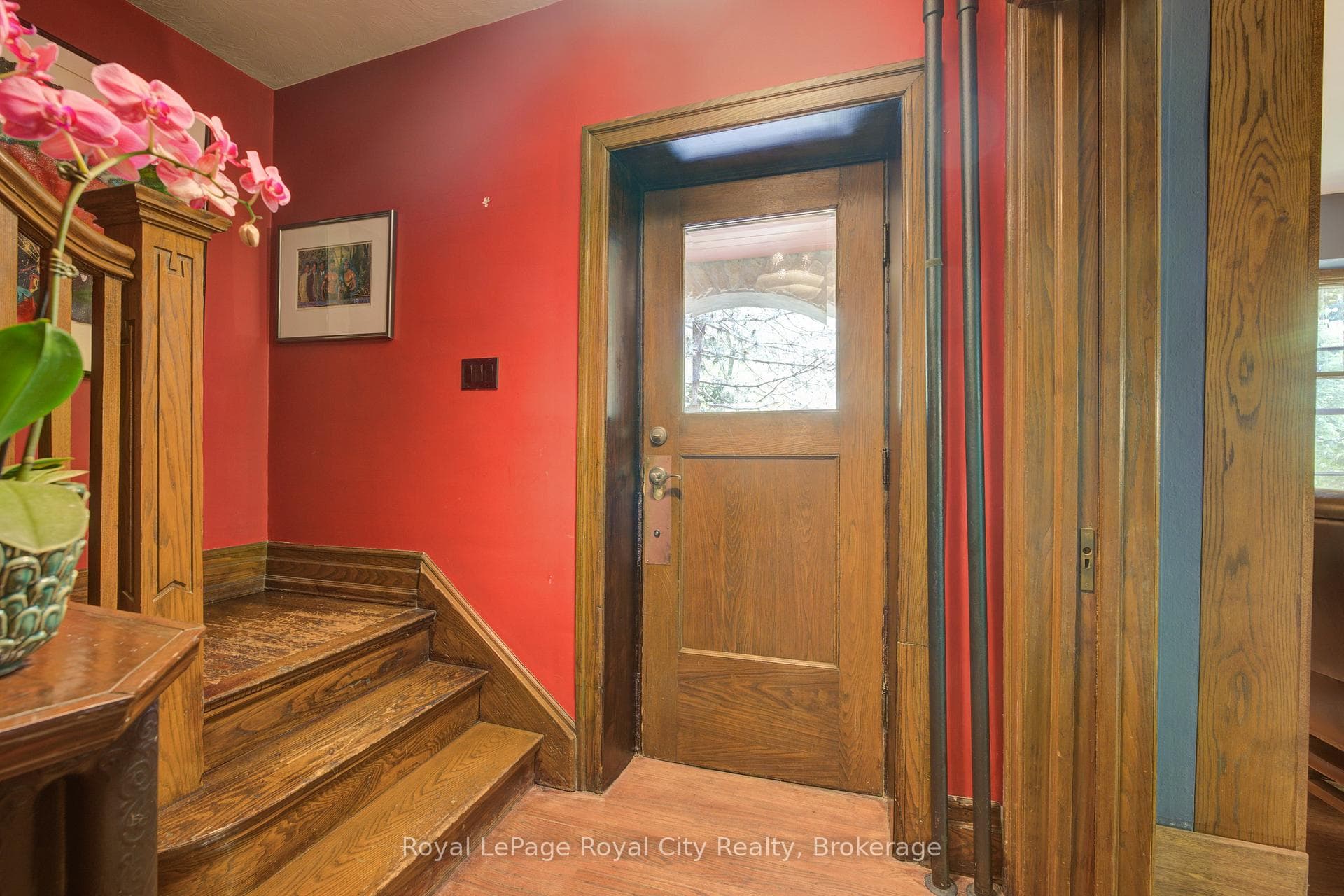 Foyer to Upstairs