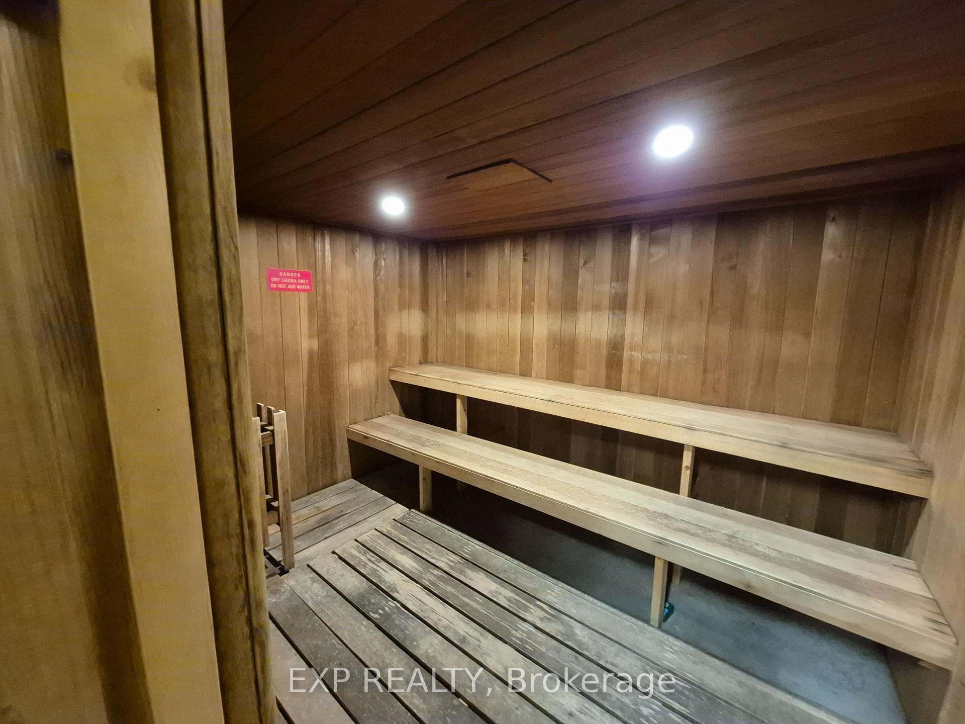 1485 Baseline Road Unit 609 photo 27