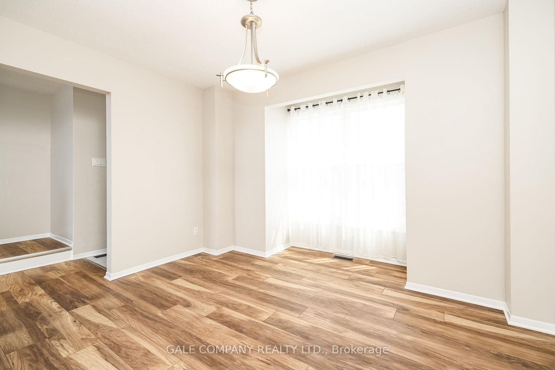 Dining Rm