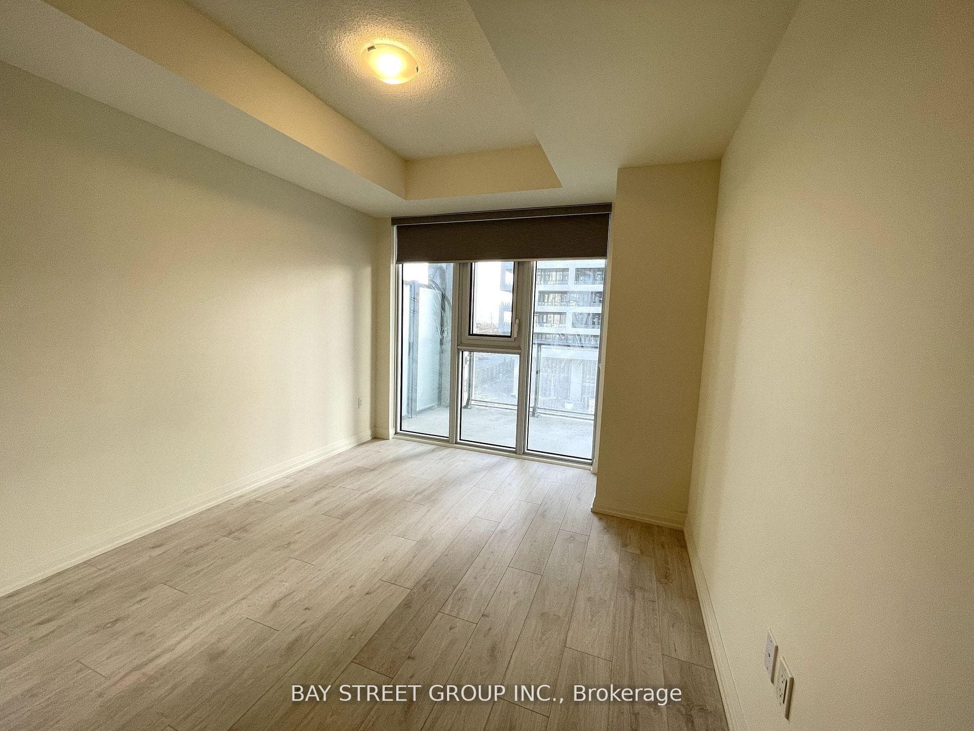 9000 Jane Street Unit 304 photo 6