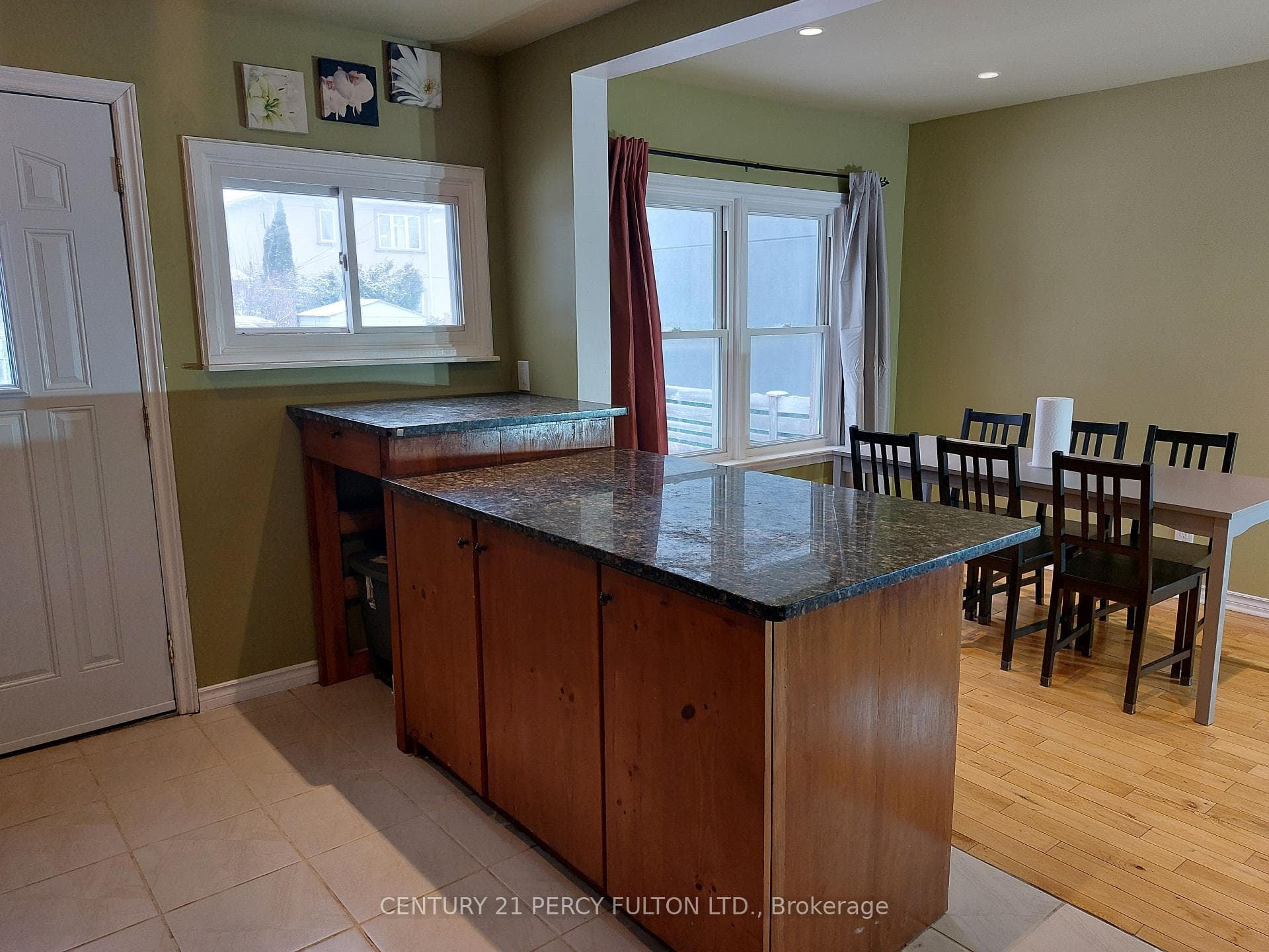 98 Westbourne Avenue photo 7