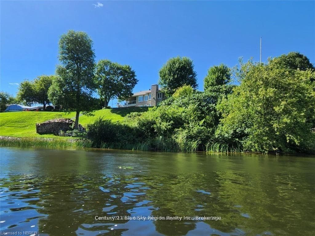 24 Villeneuve Court photo 10