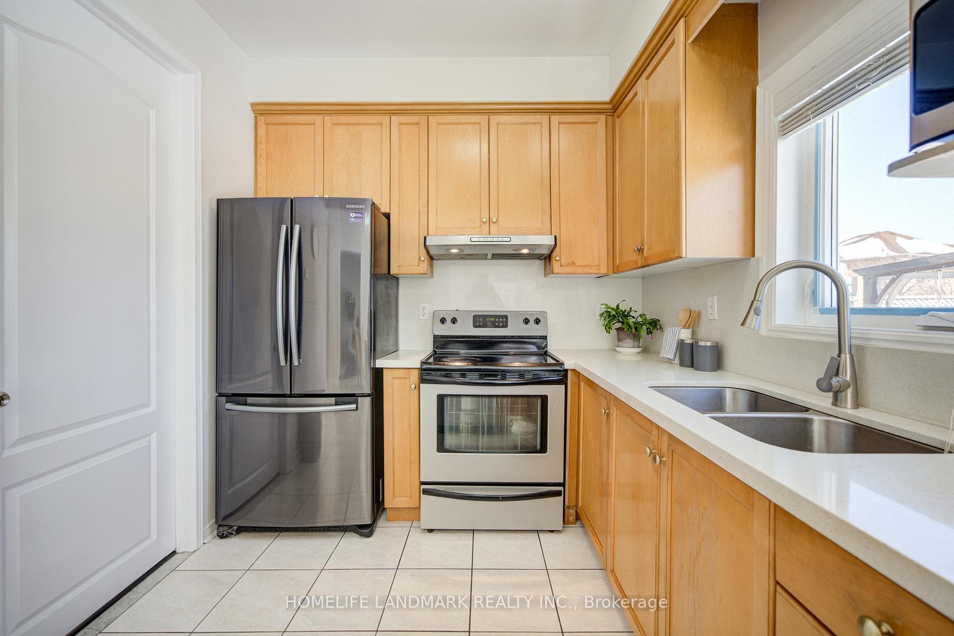 7 Walden Street photo 16