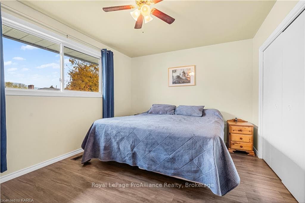 67 BRISCOE Street photo 17