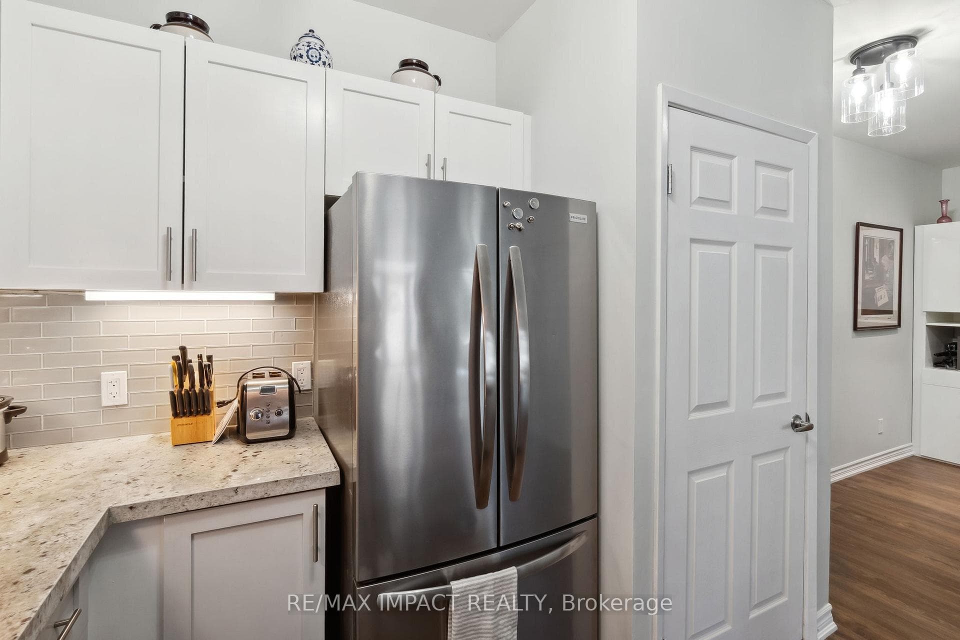 239 James Street Unit 102 photo 23