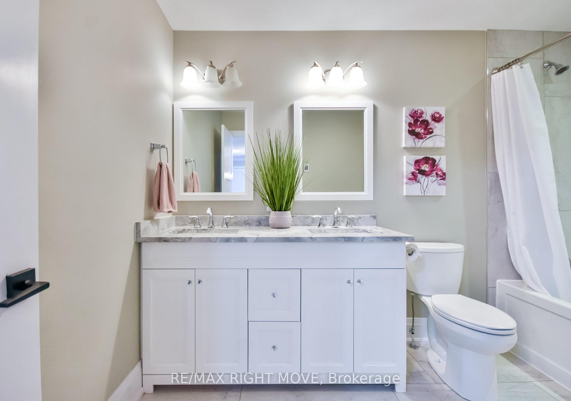 2448 Stockdale Road photo 32