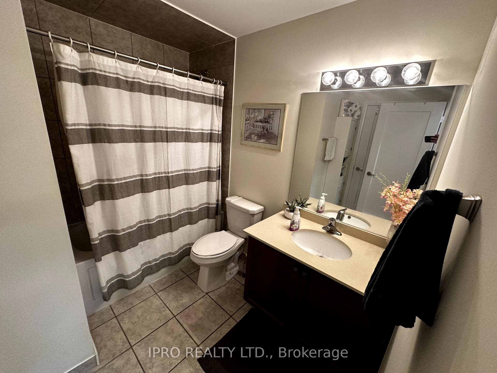 16 Concord Place Unit 217 photo 25