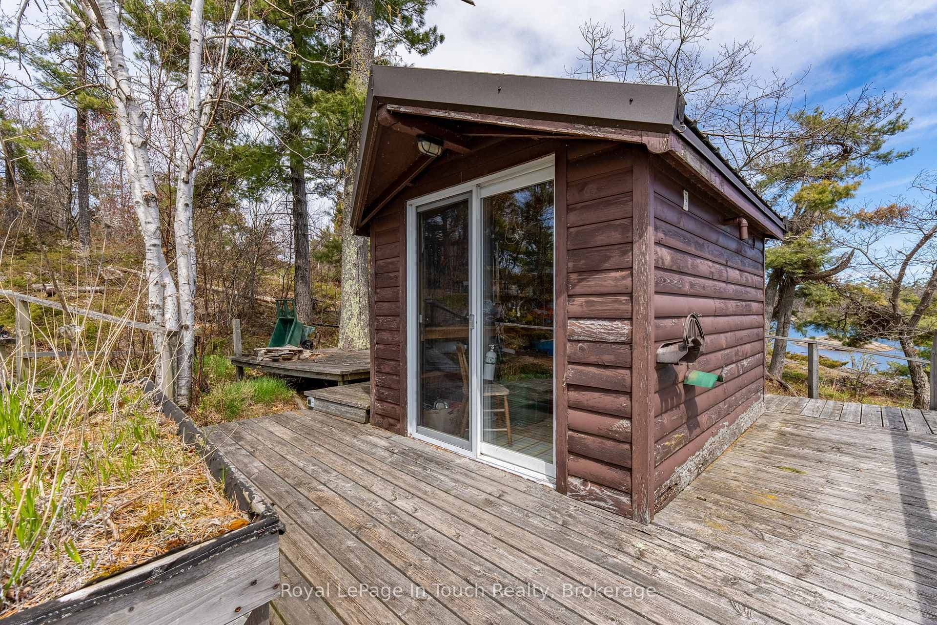 Storage/laundry shed