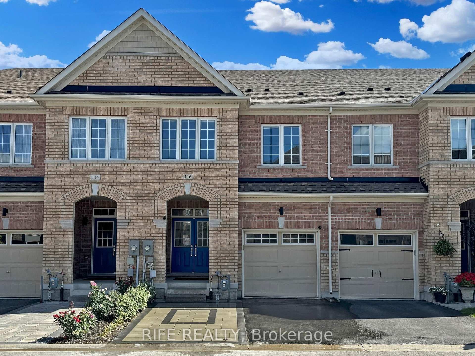 116 Maguire Road photo 1