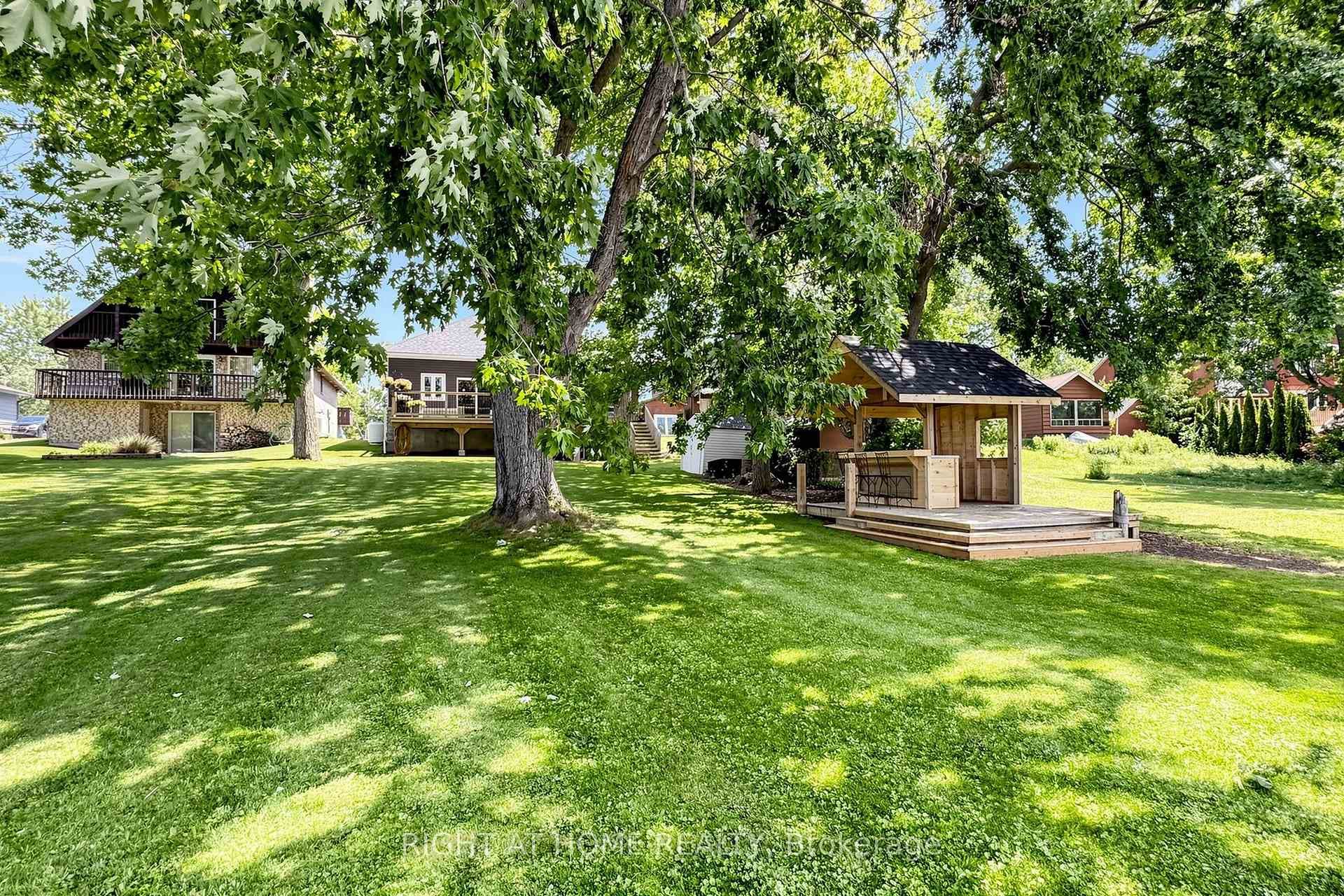 DEEP BACKYARD WITH TIKI BAR