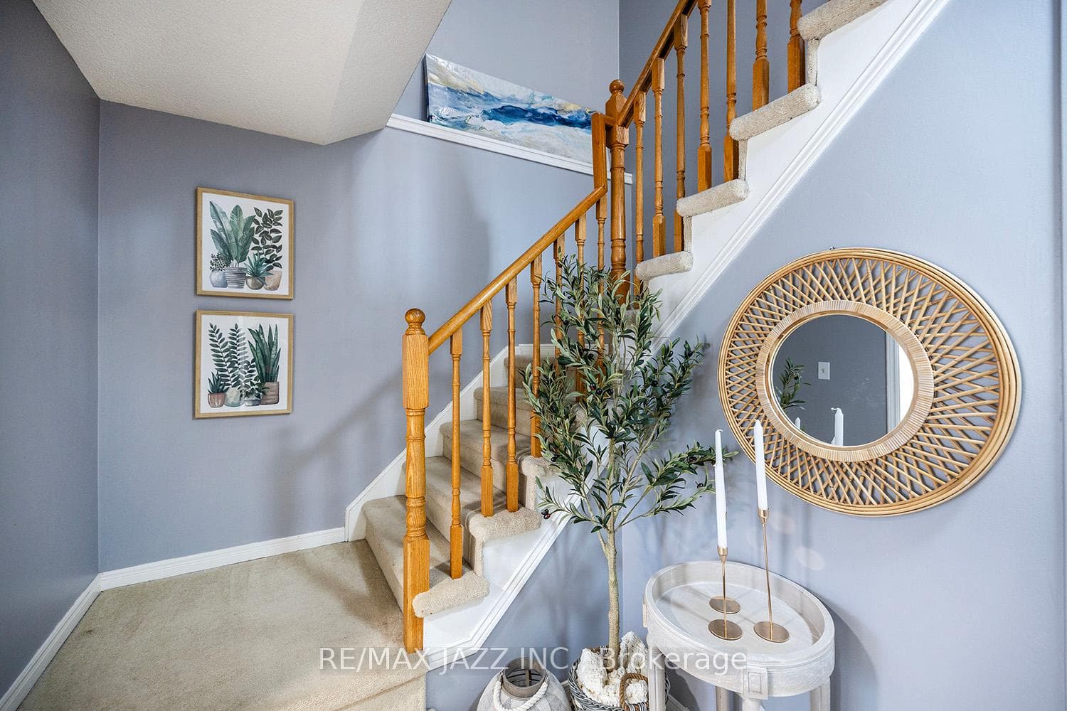190 Overbank Drive photo 5
