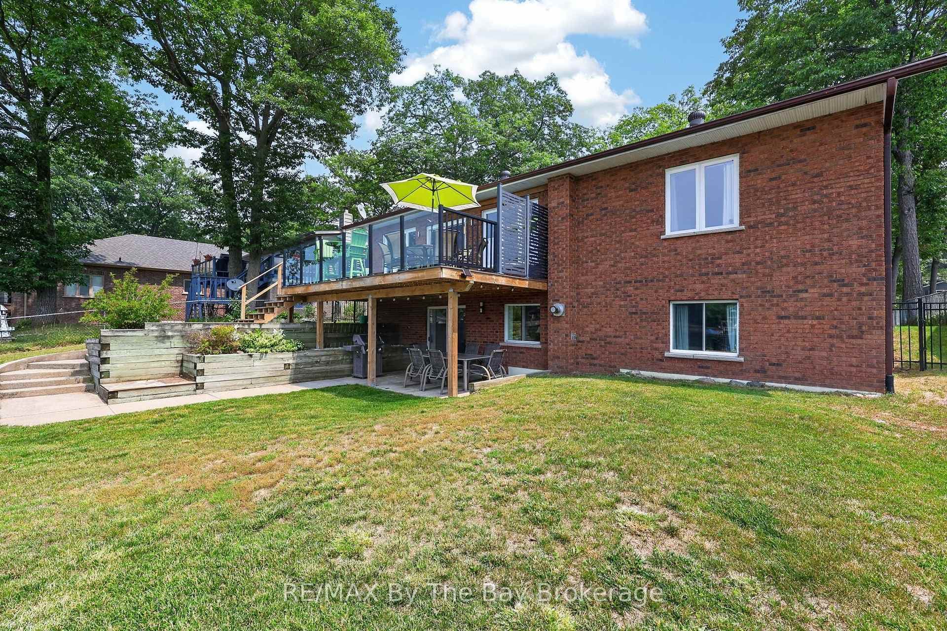 1434 RIVER Road photo 37