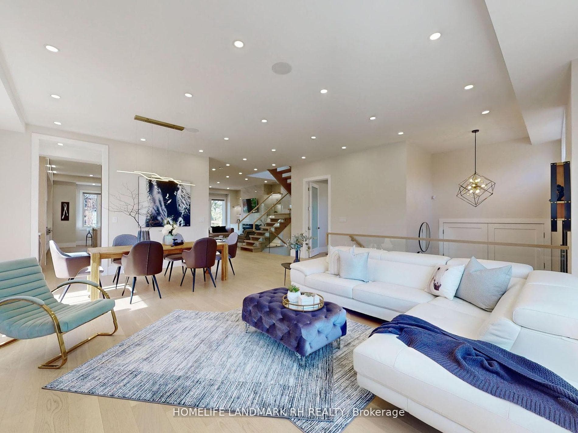 18 Almont Road photo 4