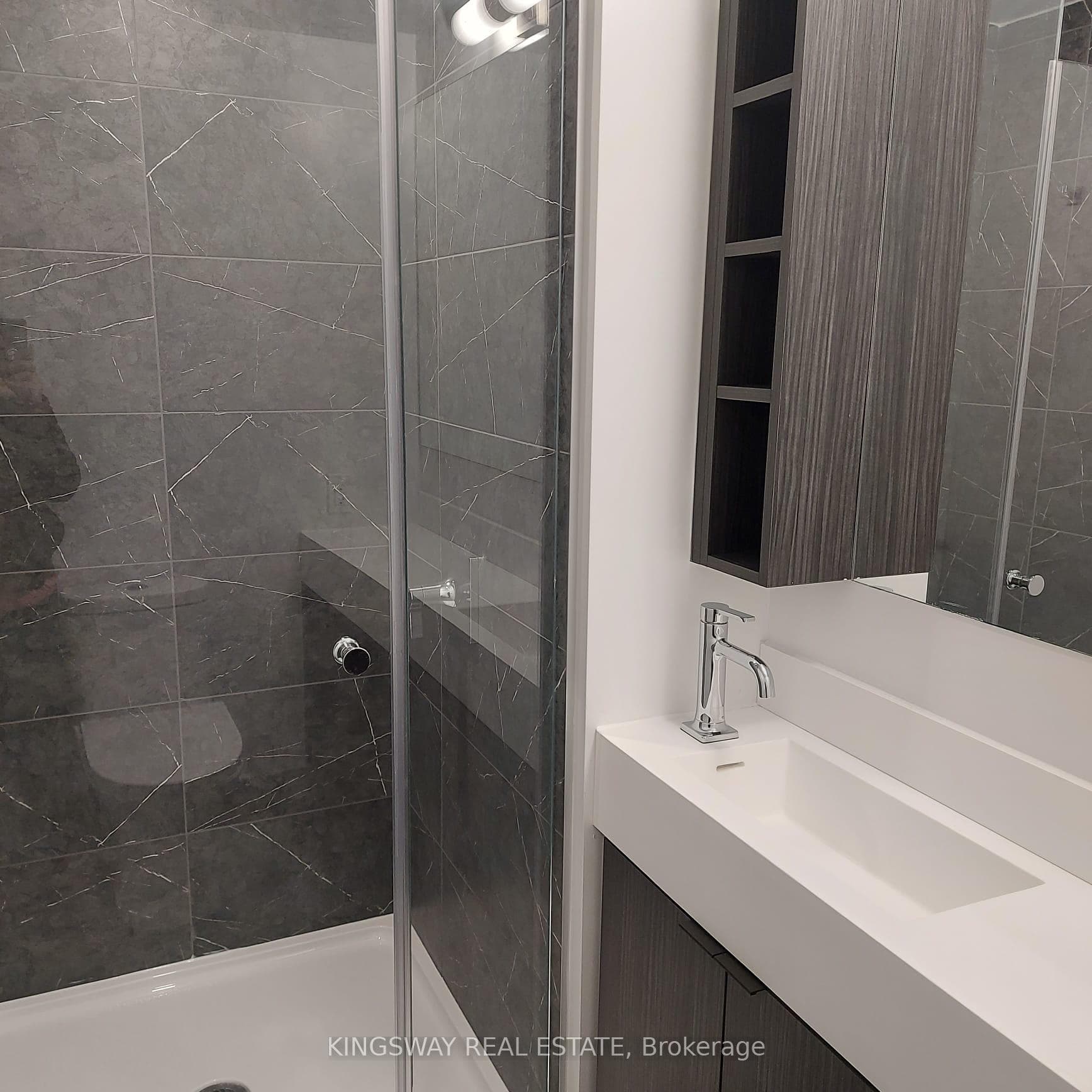 252 Church Street Unit 1603 photo 17