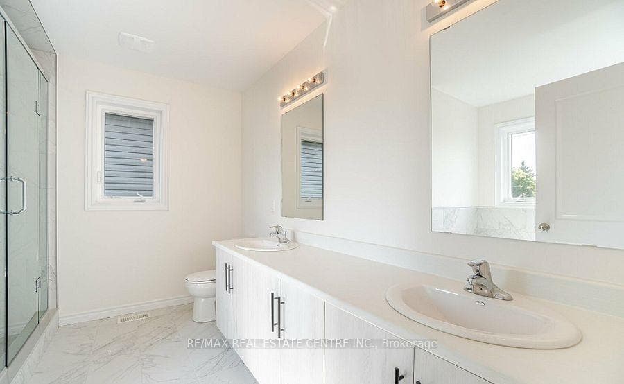 36 Henry Maracle Street Unit (Upper) photo 10