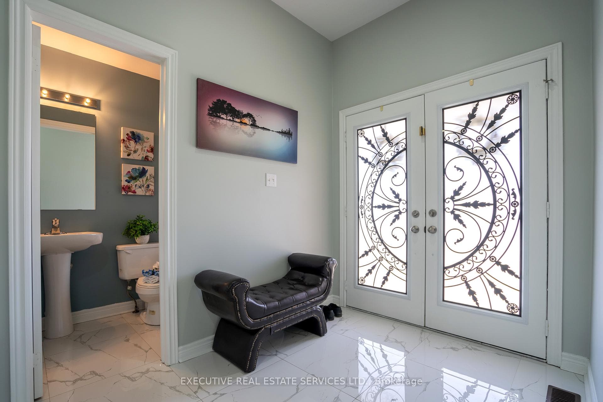 114 Pappain Crescent photo 4