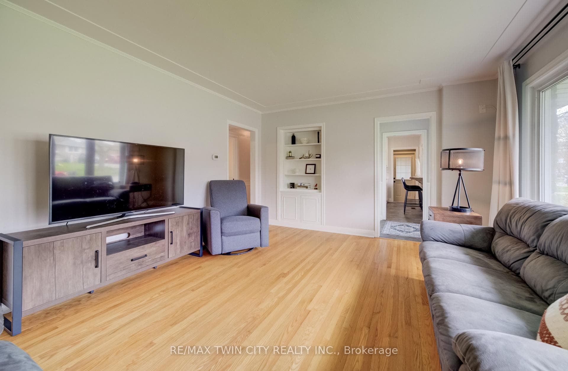 57 Jack Avenue photo 6
