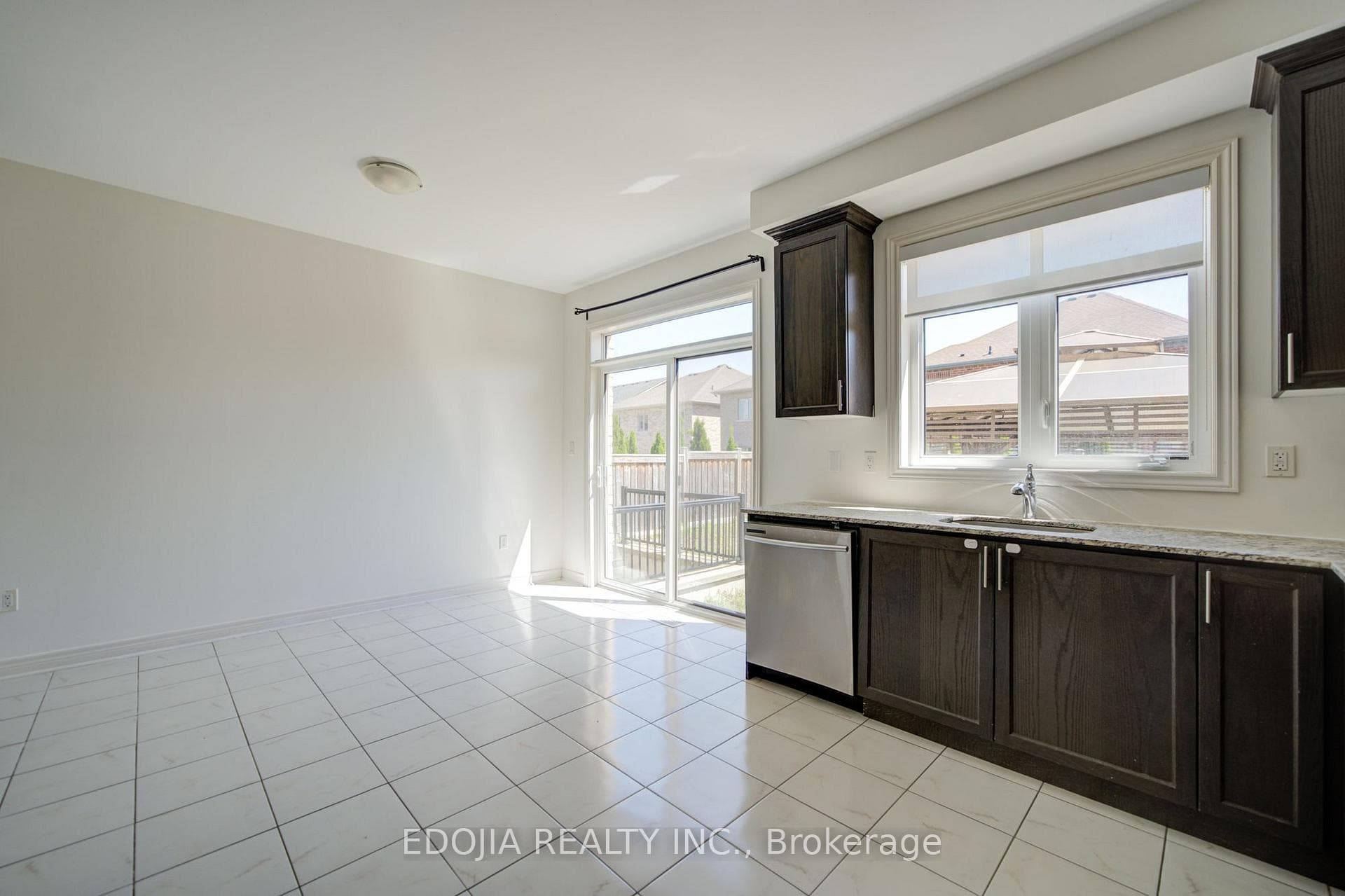 226 Gibson Circle photo 21