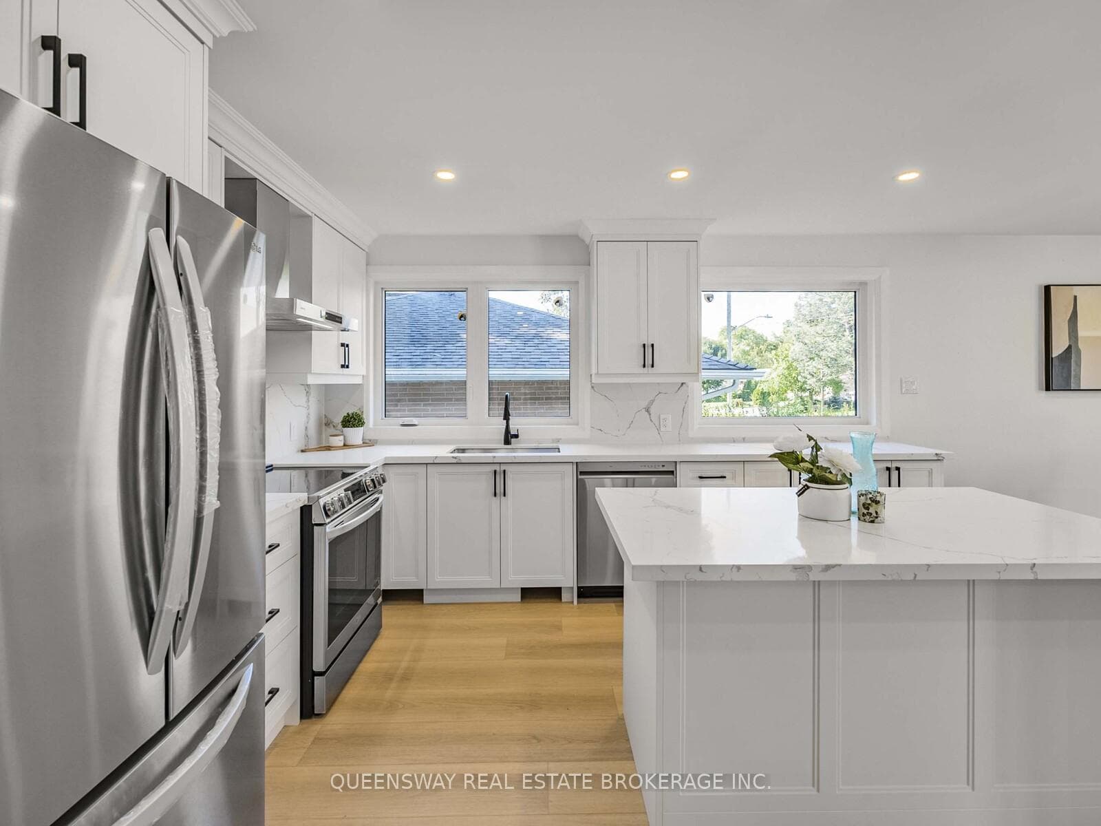 1128 Pinegrove Road photo 21