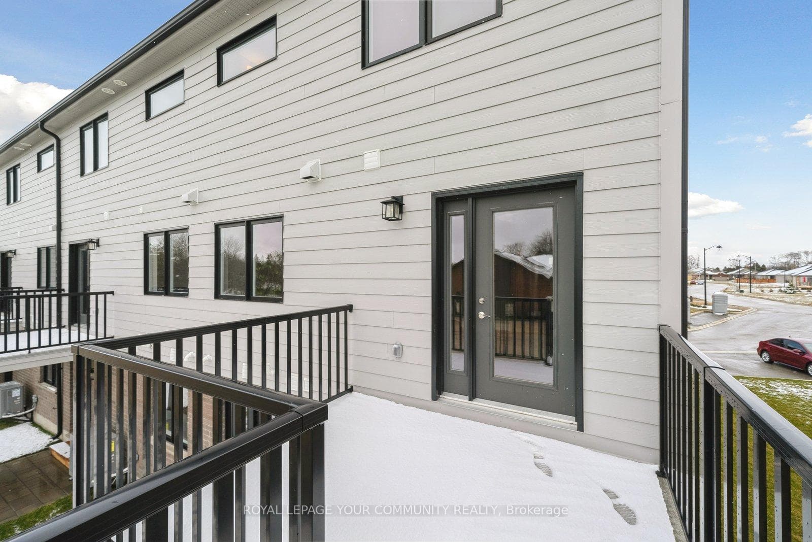 182 Bridge Crescent Unit #5 photo 13