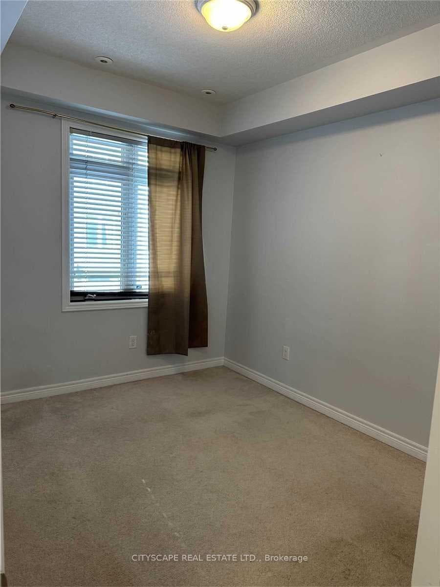 383 Prince Of Wales Drive Unit 121 photo 12