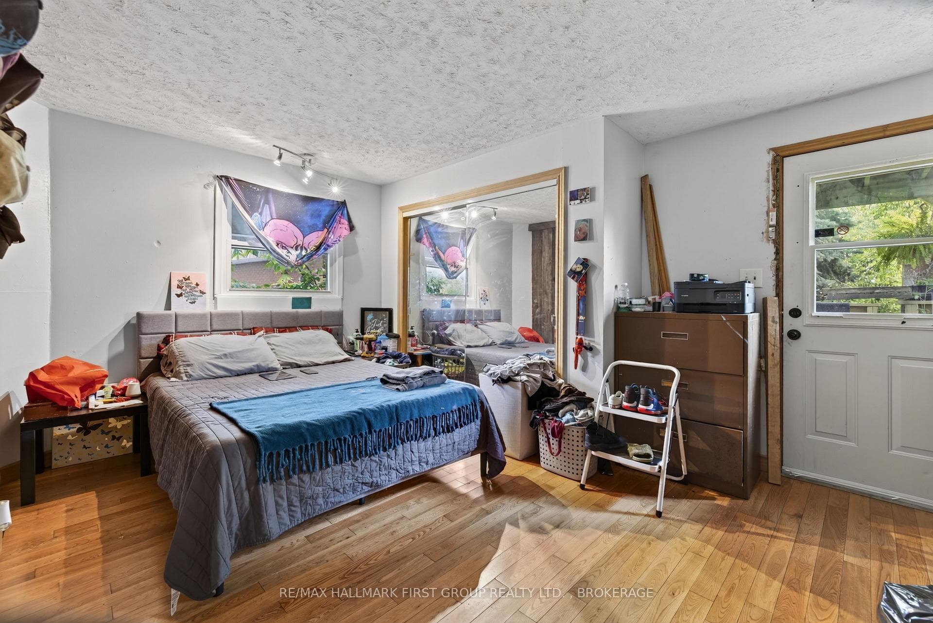 667 MONTREAL Street photo 16