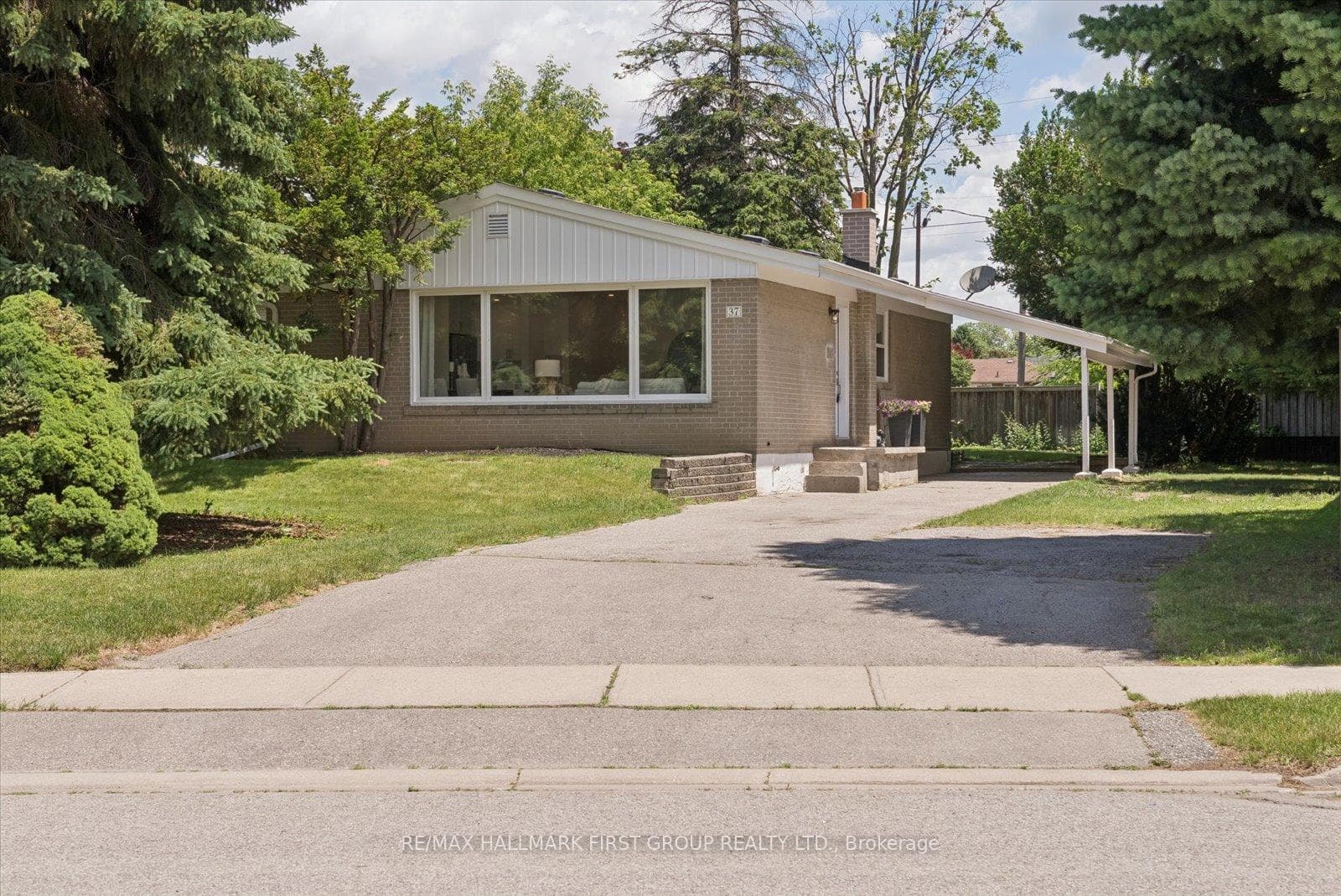 37 Hiley Avenue photo 1