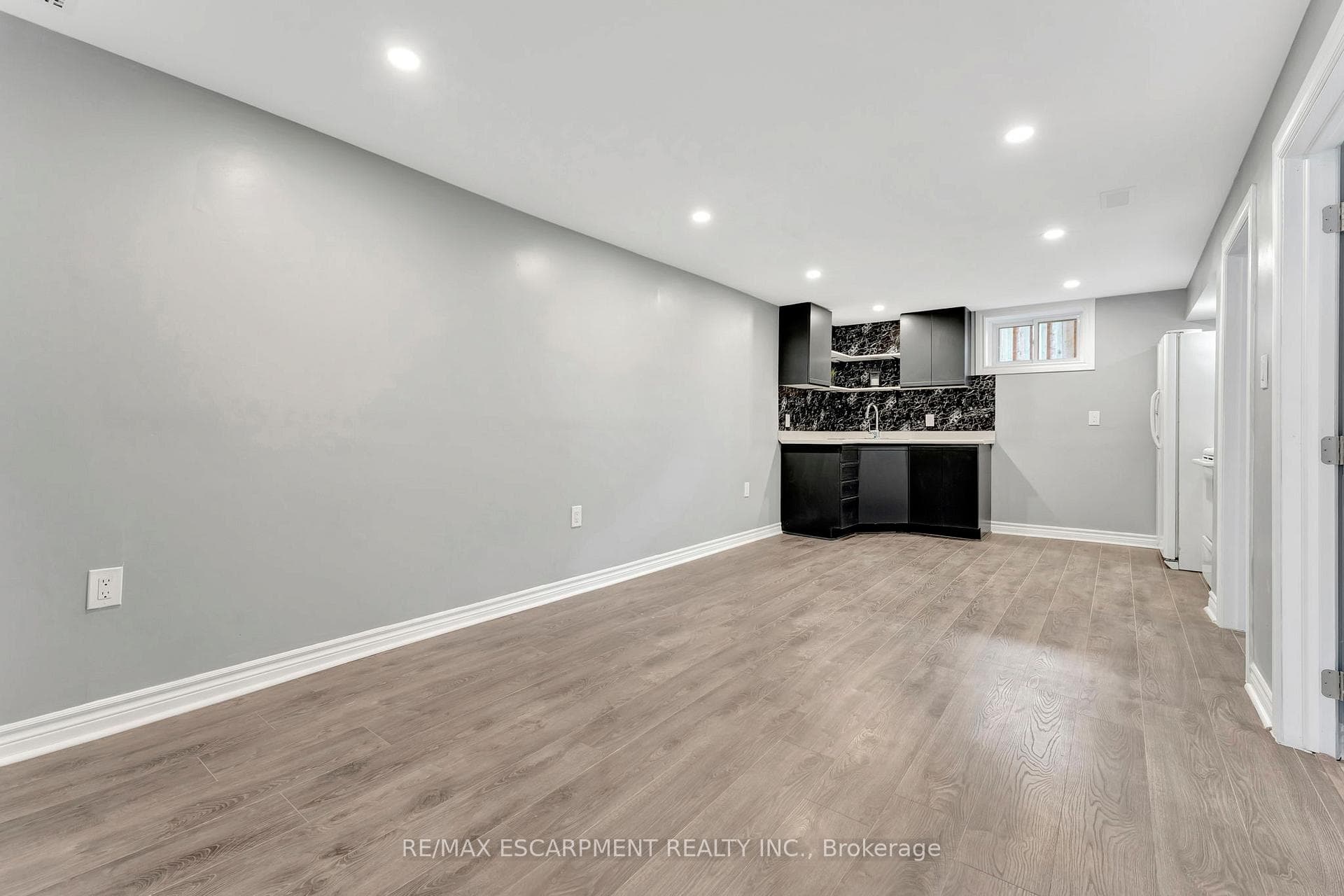 77 Inchlee Drive photo 23