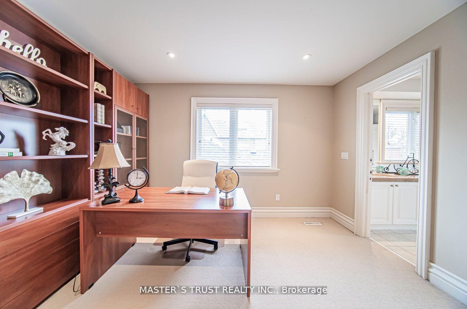 322B Empress Avenue photo 22