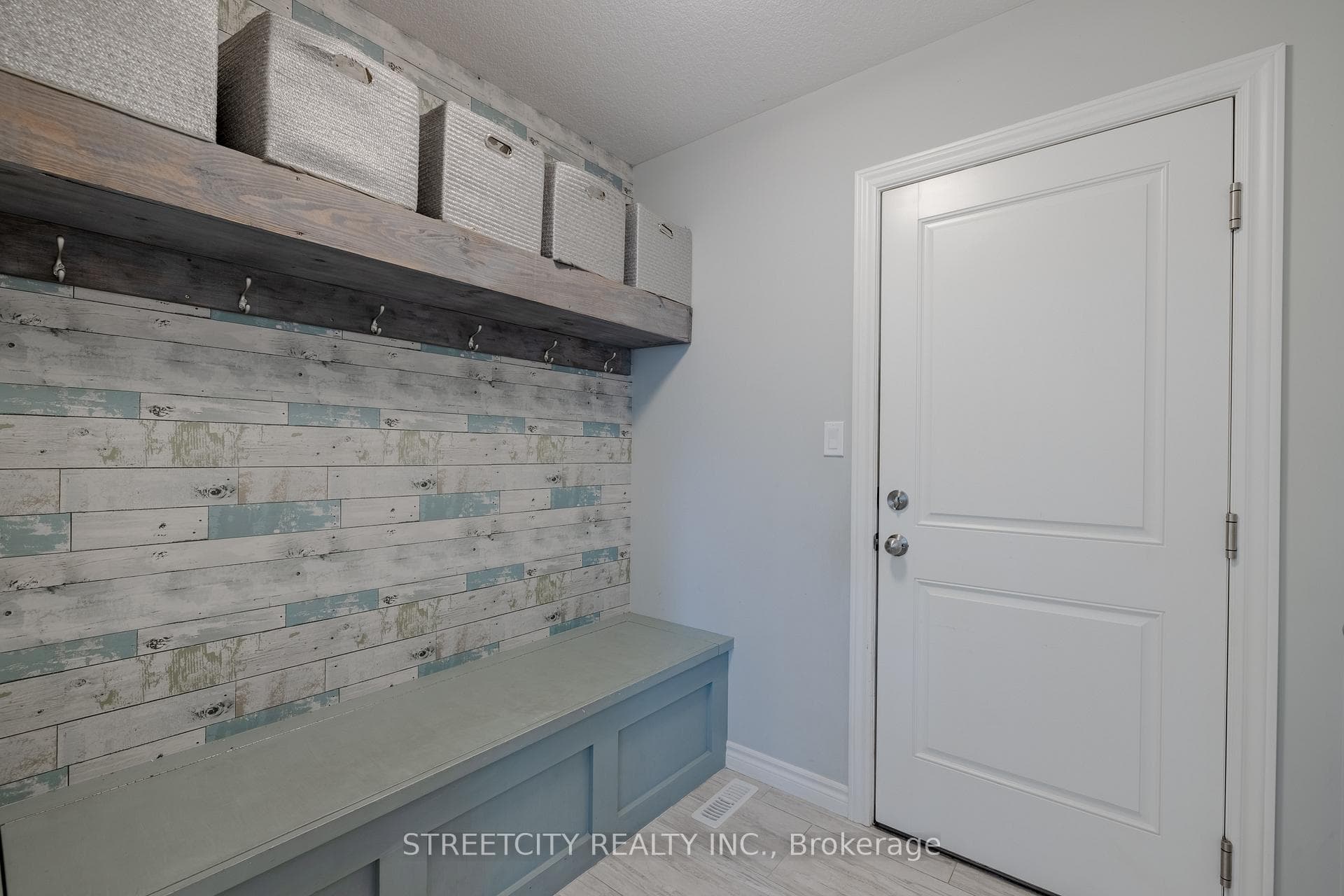 50 Carolina Crescent photo 14