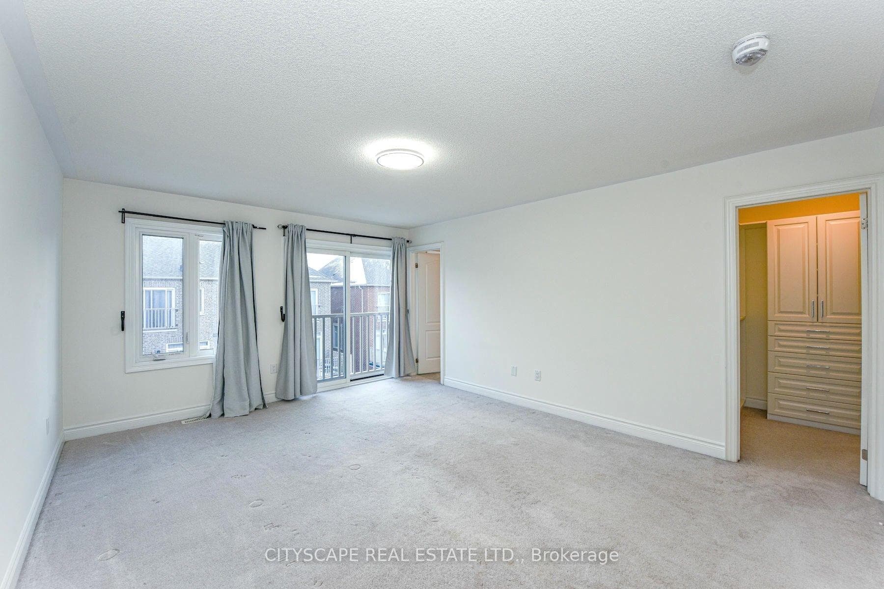 8652 Financial Drive photo 13