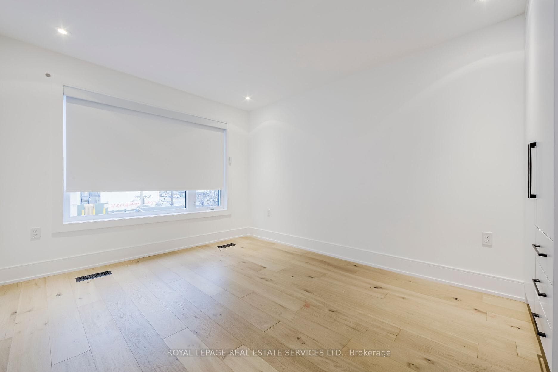 85 Gough Avenue photo 28
