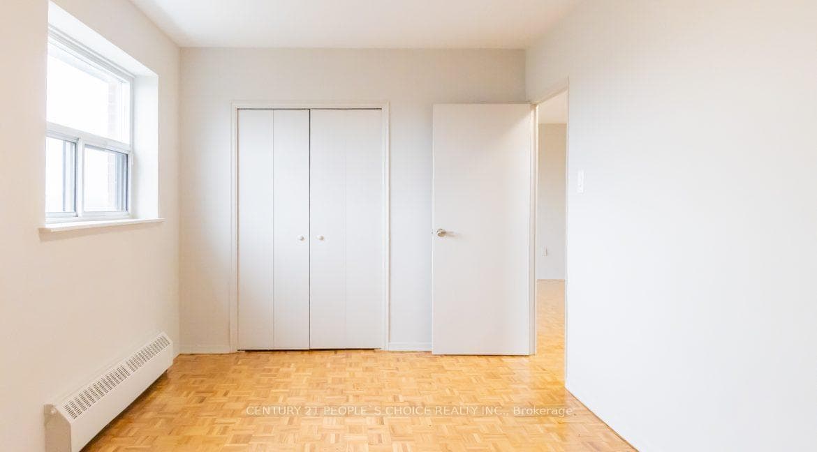1051 Seneca Avenue Unit 309 photo 5