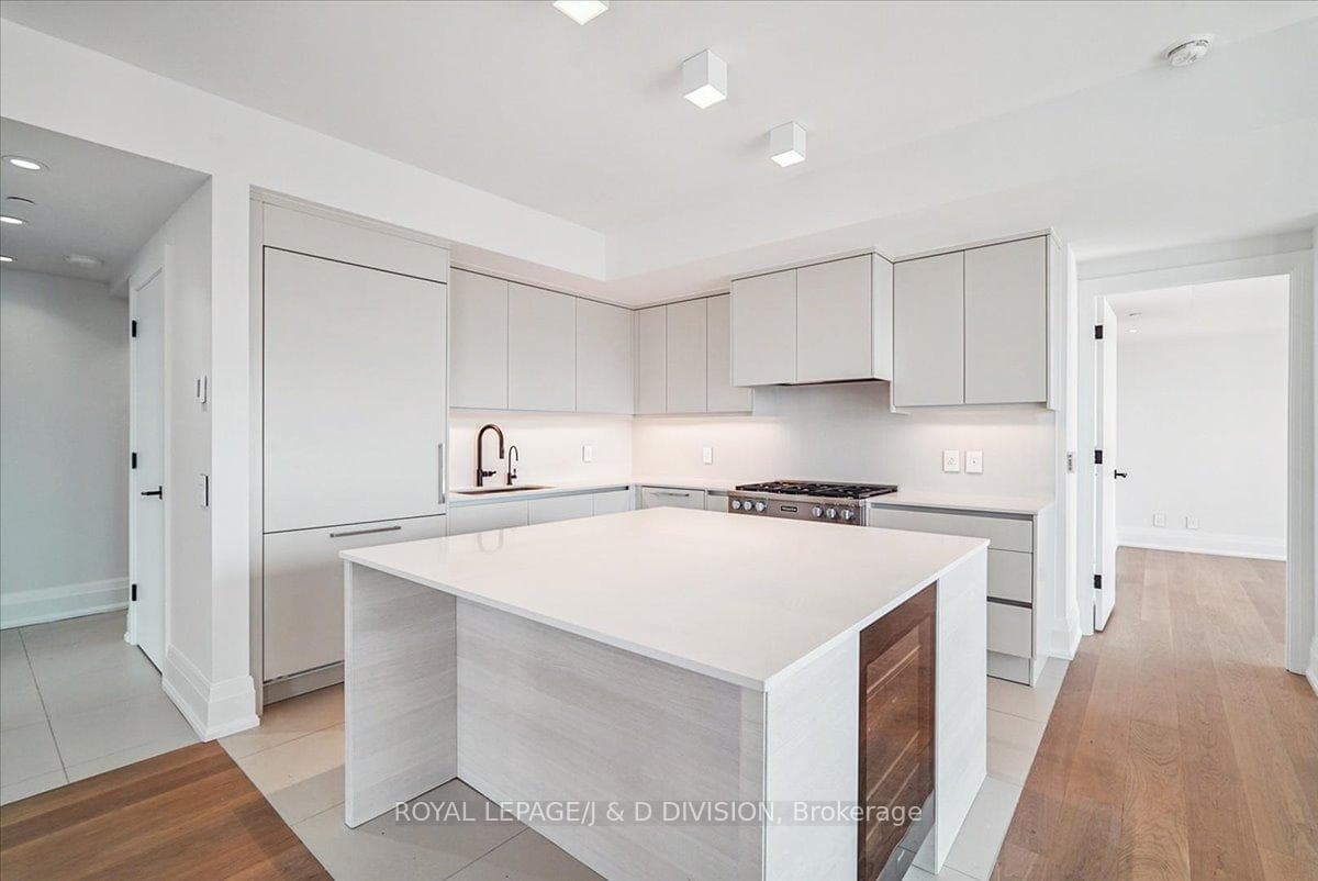 200 Cumberland Street Unit 2805 photo 8