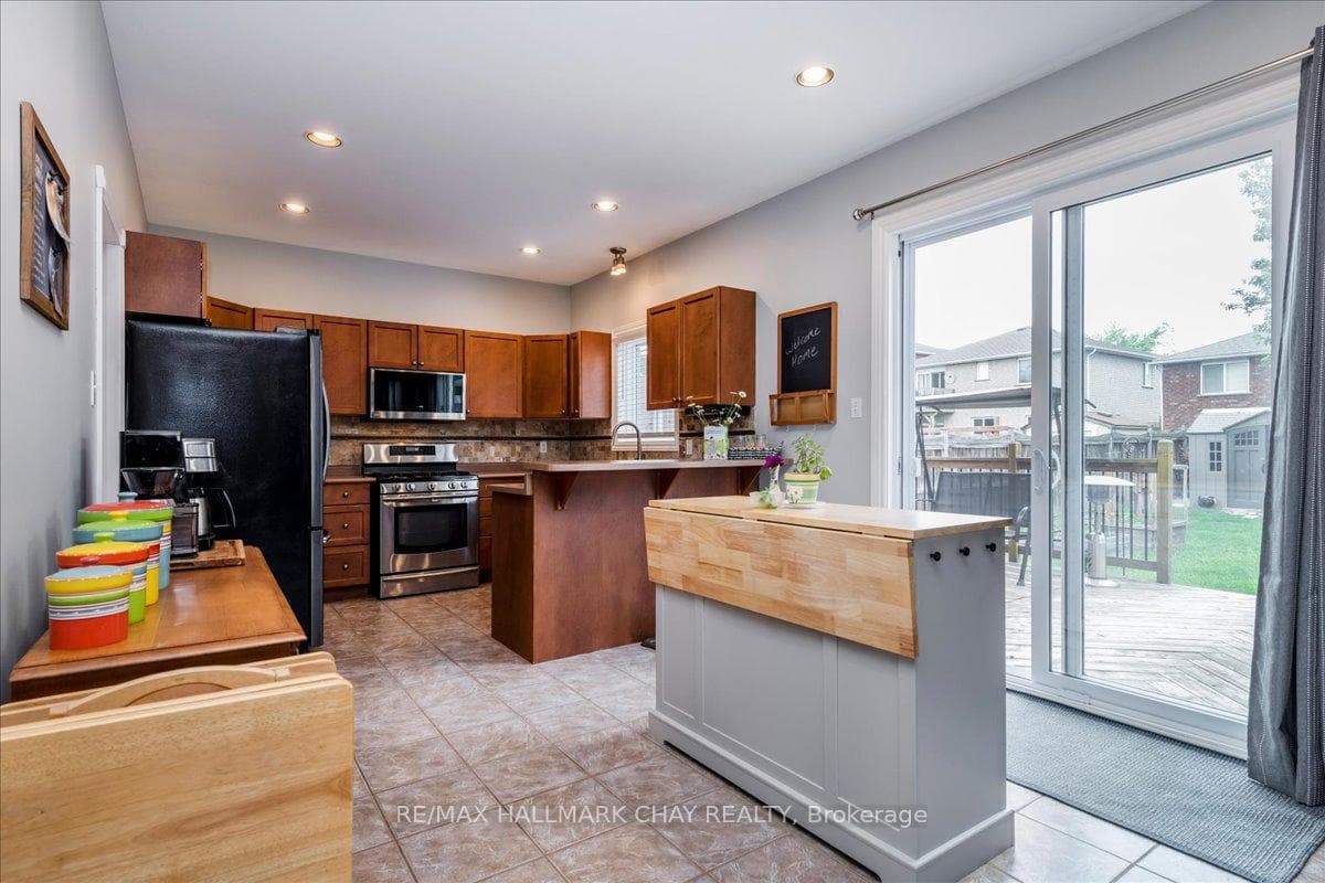 85 Miller Drive photo 6