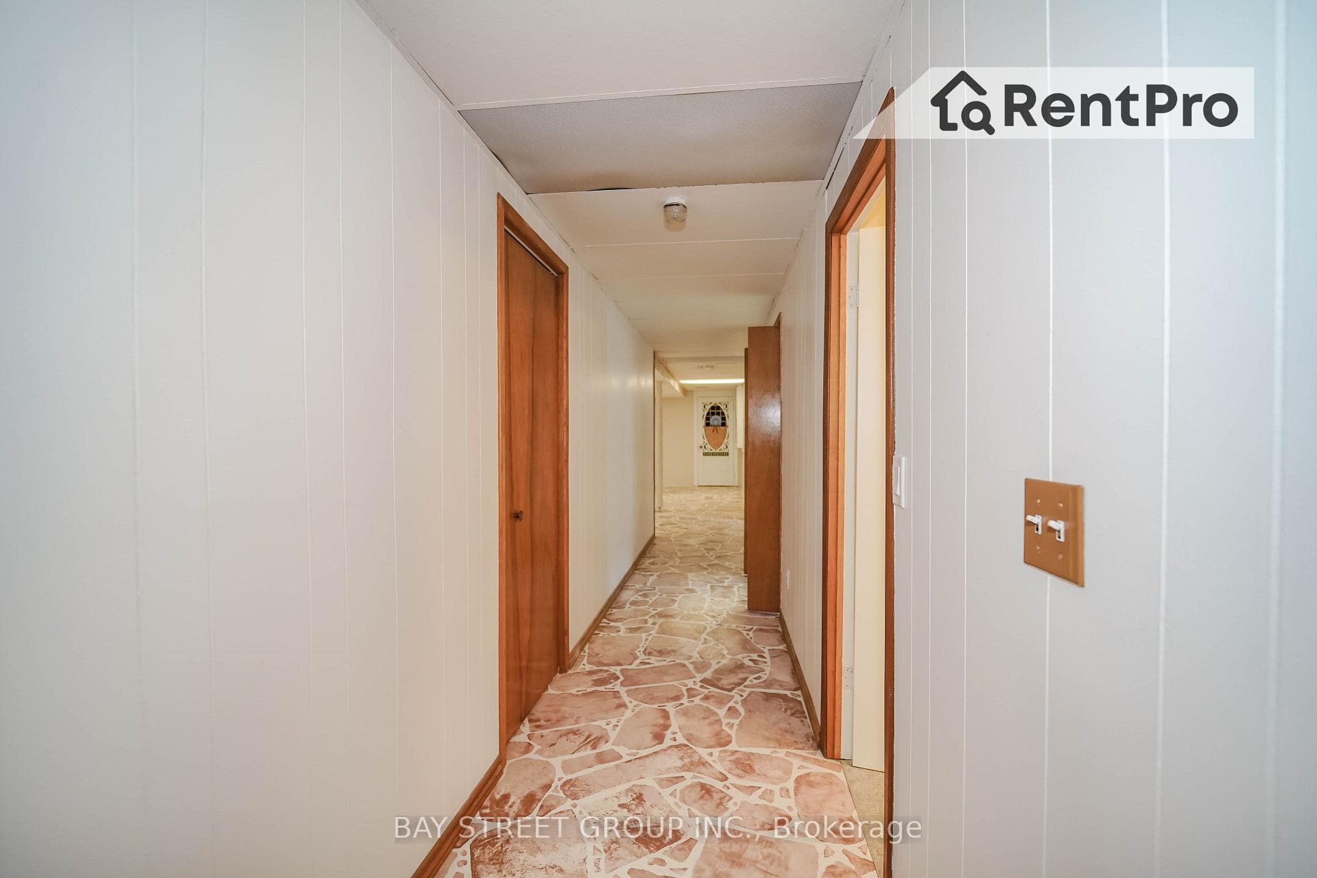 205 Peterwood Court photo 27