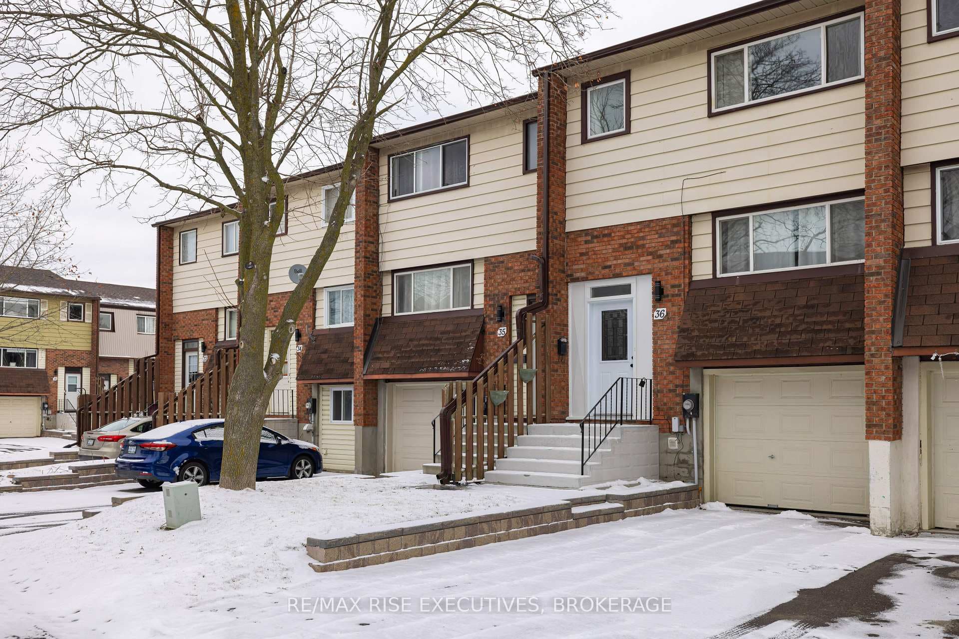 36 Meadow Lane photo 2