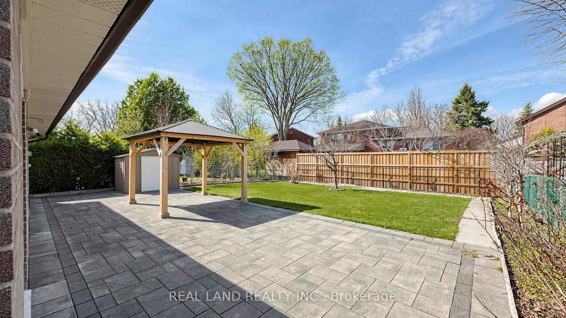 54 Marblemount Crescent photo 41