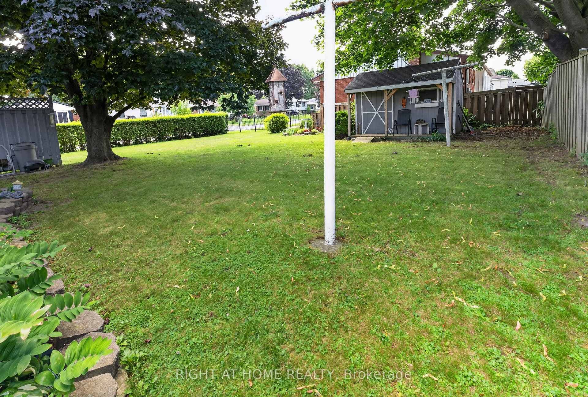 49 Locke Avenue photo 37