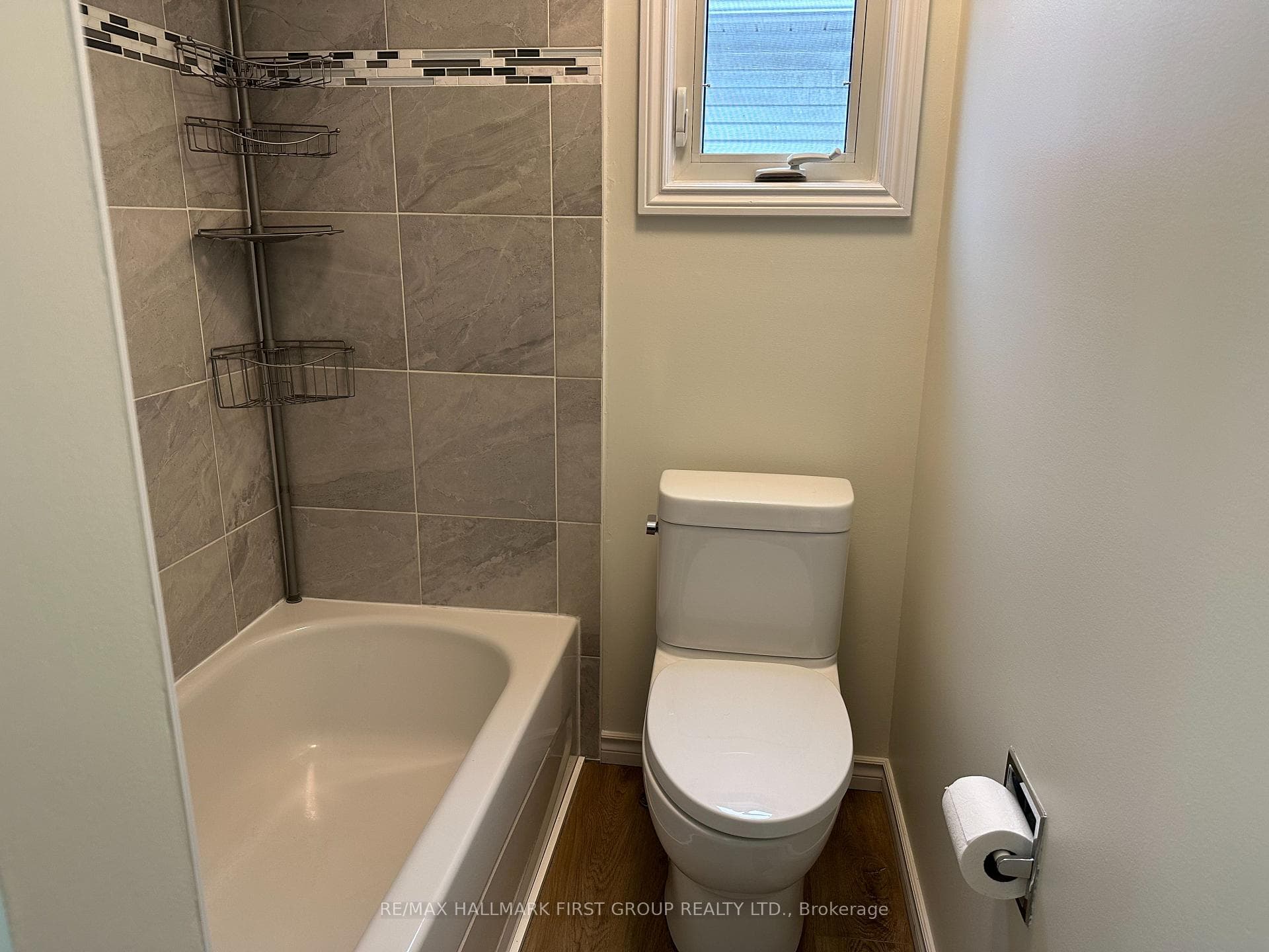 53 Strathmanor Drive photo 15