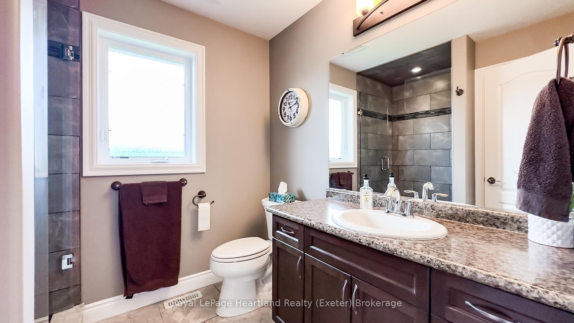175 Spencer Avenue photo 23