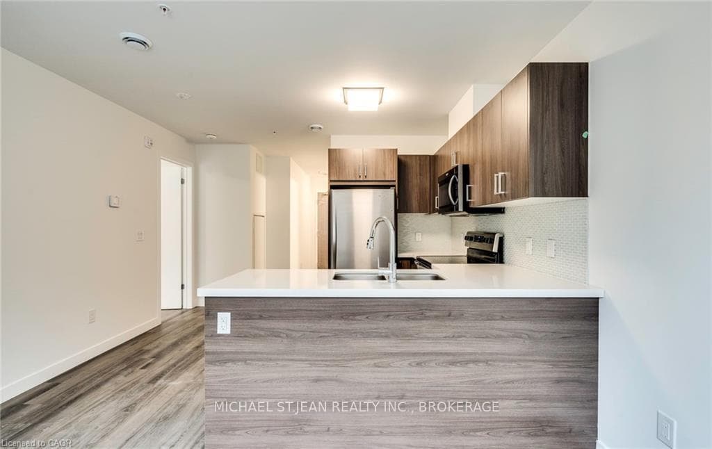 479 Charlton Avenue Unit 102 photo 11