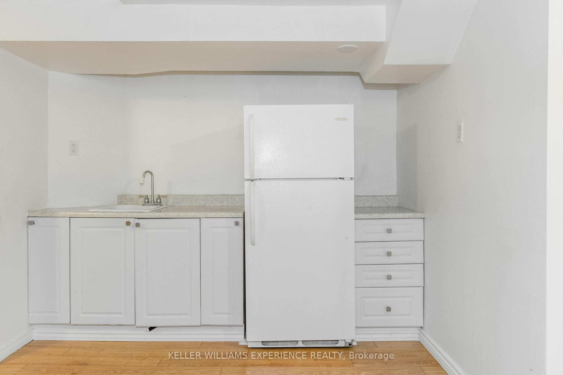 49 Burns Circle photo 16